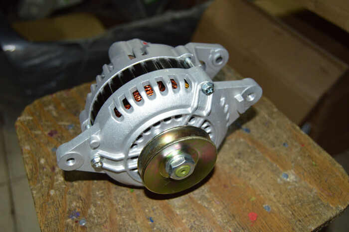 Mit. L200 1600cc alternator: $575